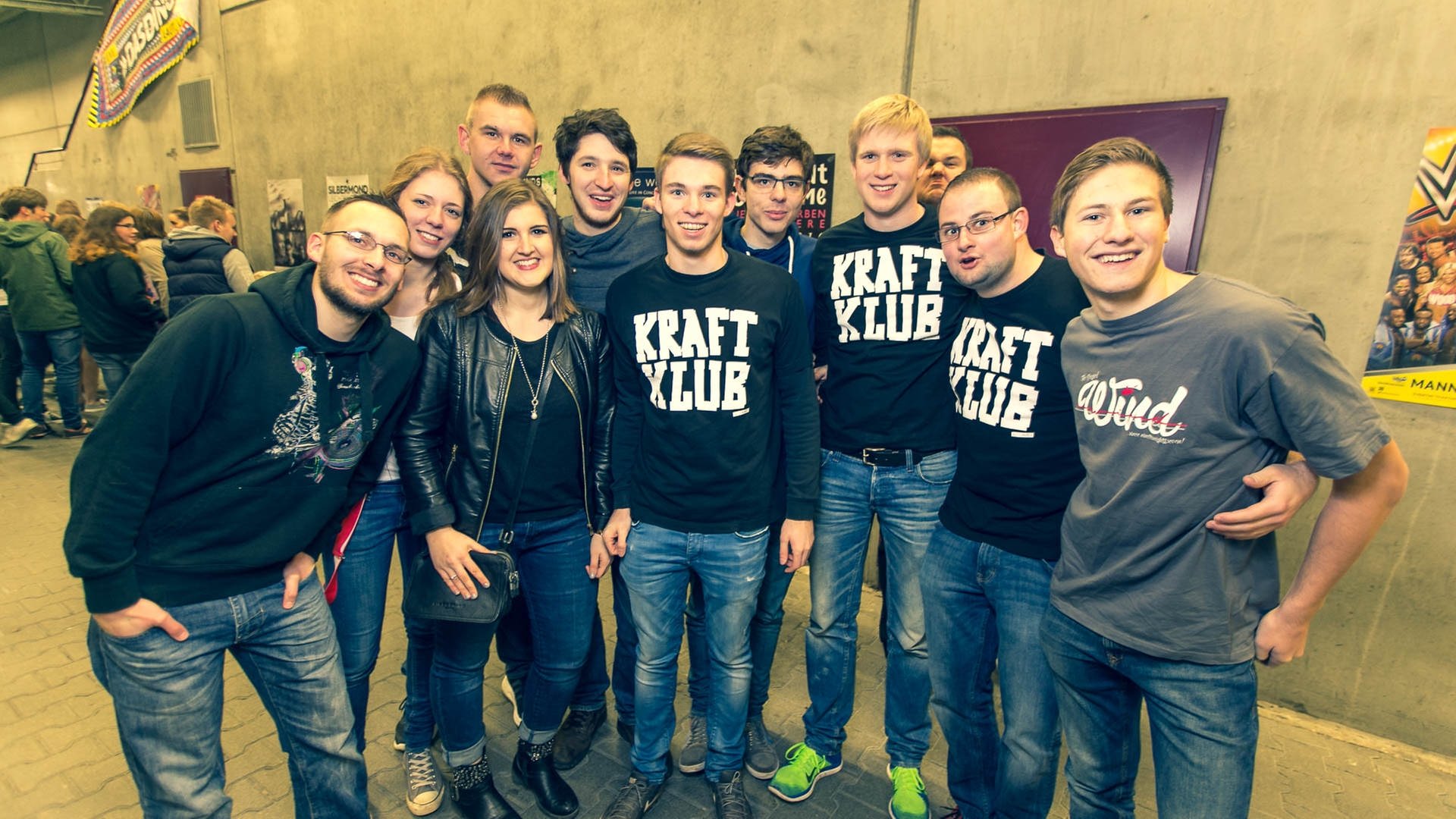 Randale in Mannheim - Kraftklub Teil I in der Maimarkthalle (Foto: SWR DASDING / Niko Neithardt)