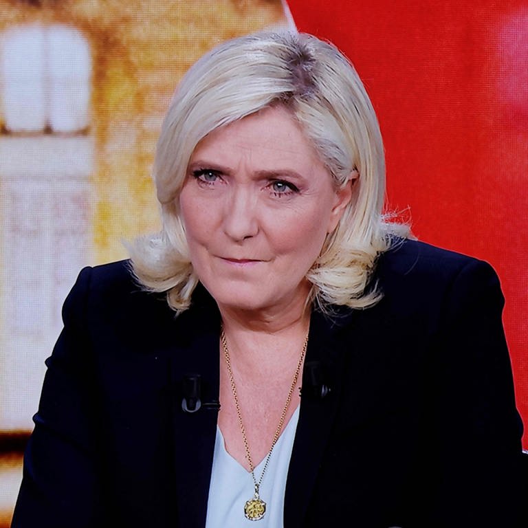 Marine Le Pen, Präsidentschaftskandidatin der rechtsextremen Partei Rassemblement National  (Foto: dpa Bildfunk, picture alliance/dpa/AFP | Ludovic Marin)