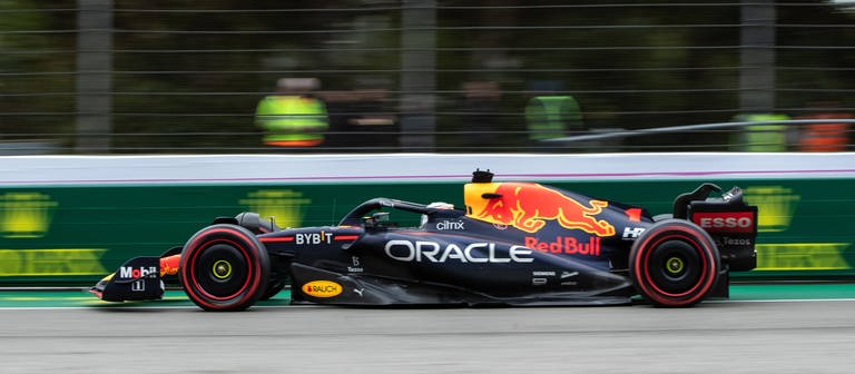 Formel 1 Auto von Red Bull (Foto: IMAGO, IMAGO / Marco Canoniero)