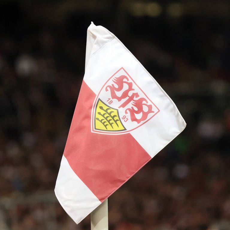 : VfB Stuttgart Eckfahne Flagge Wappen. (Foto: IMAGO, IMAGO / Sportfoto Rudel)