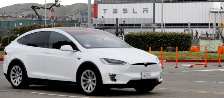 Tesla (Foto: REUTERS/Stephen Lam)