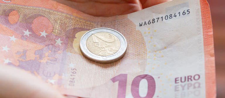 Mindestlohn steigt auf 12 Euro (Foto: picture-alliance / Reportdienste, picture alliance/dpa/dpa-Zentralbild | Fernando Gutierrez-Juarez)