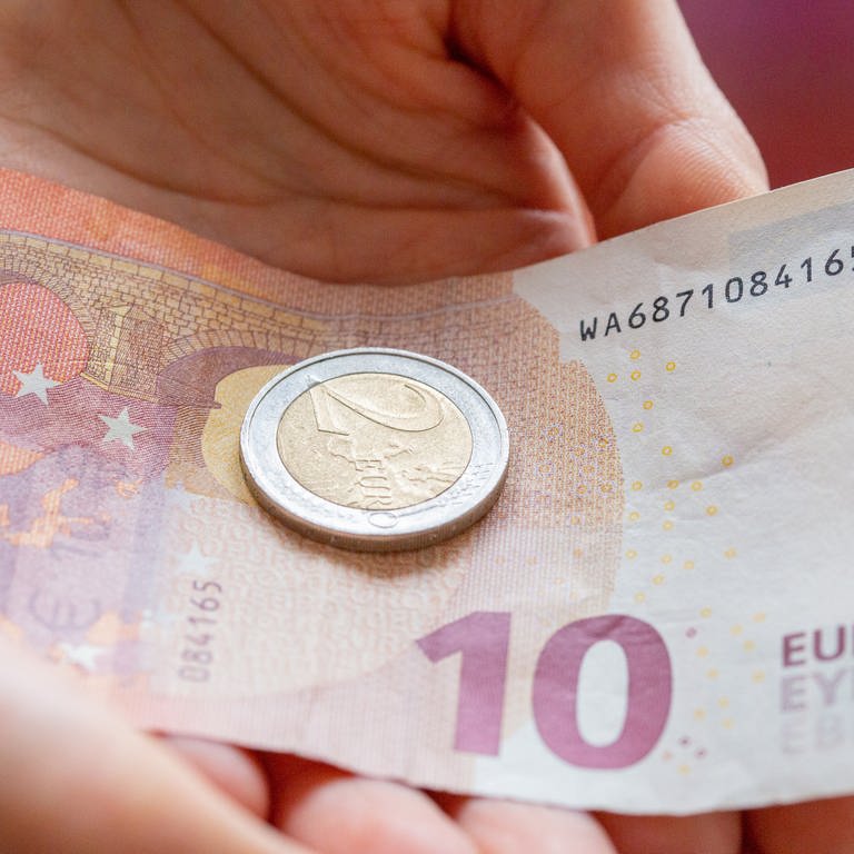 Mindestlohn steigt auf 12 Euro (Foto: picture-alliance / Reportdienste, picture alliance/dpa/dpa-Zentralbild | Fernando Gutierrez-Juarez)