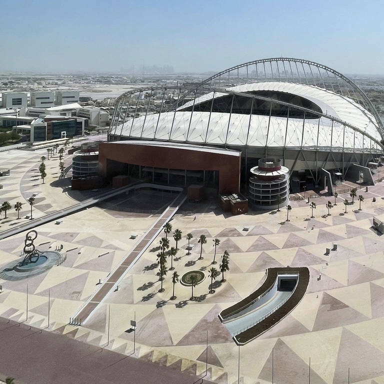 WM-Stadion in Katar - es gibt neue Vorfürfe für Menschenrechtsverletzungen