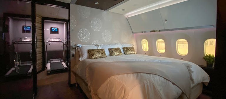 Ein Schlafzimmer des mexikanischen Präsidentenflugzeugs. (Foto: dpa Bildfunk, picture alliance/dpa/Prensa AMLO)