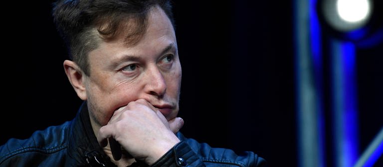 Elon Musk, Konzernchef des US-Elektroautohersteller Tesla, nimmt an der SATELLITE-Konferenz 2020 teil.  (Foto: dpa Bildfunk, picture alliance/dpa/AP | Susan Walsh)