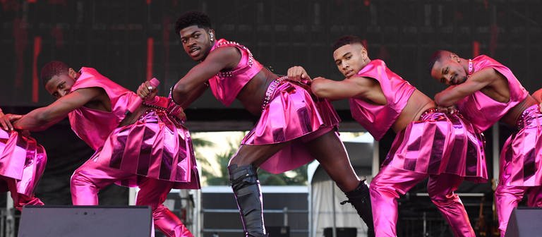 Lil Nas X performs during day 2 at the Audacy Beach Music Festival on December 5, 2021 in Fort Lauderdale, Florida. (Foto: IMAGO, IMAGO / MediaPunch)