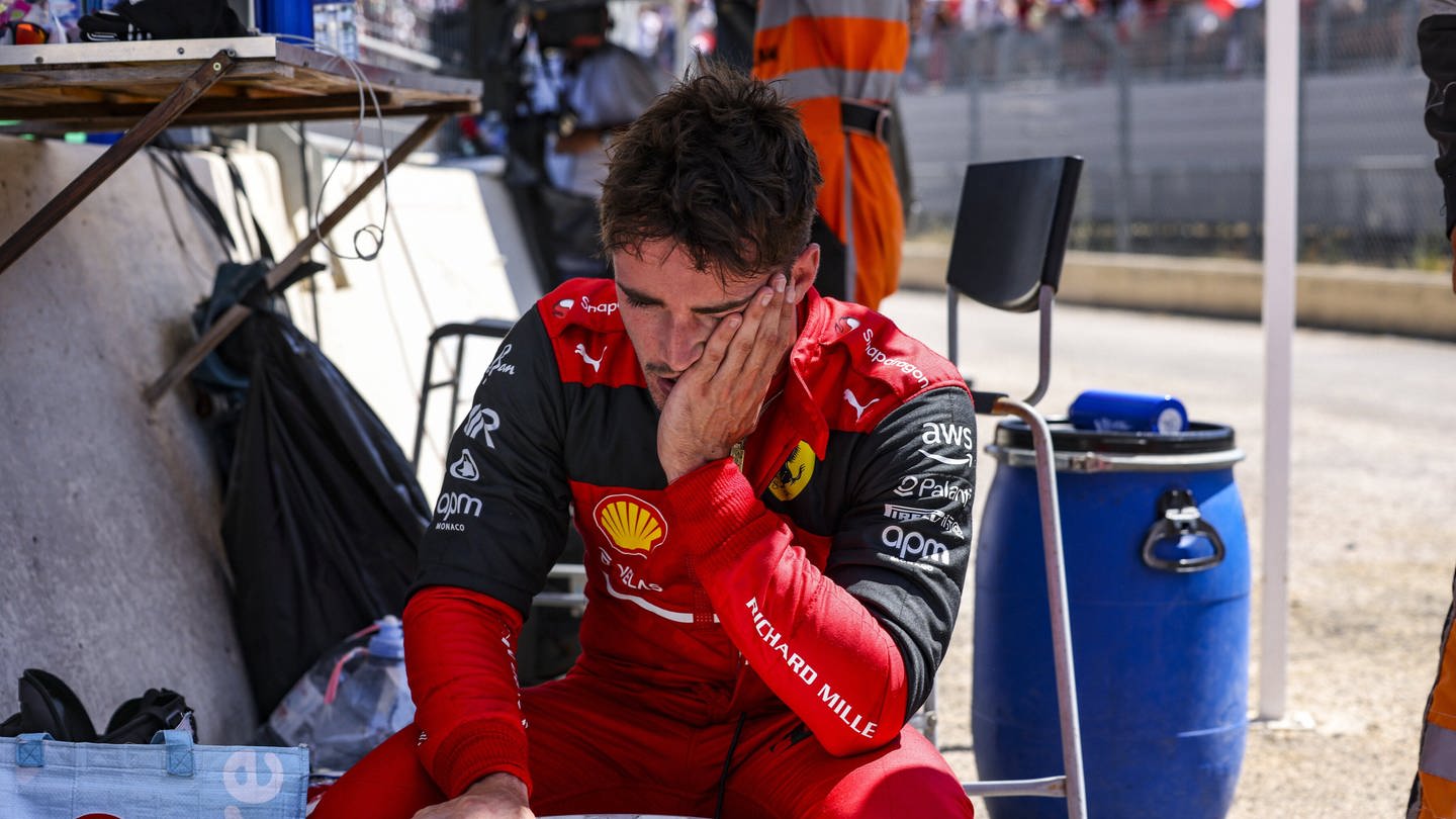 Leclerc nach seinem Unfall beim Frankreich-GP