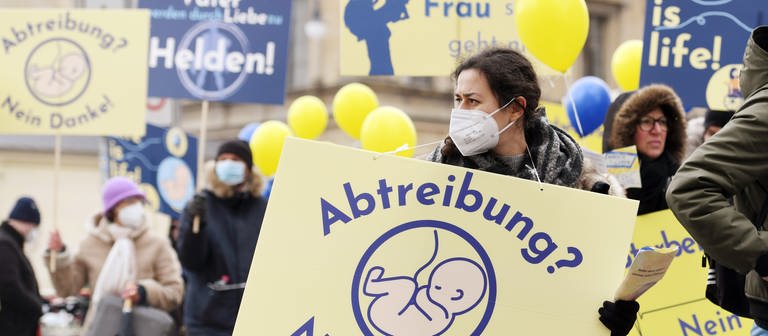 Demonstration von Abtreibungsgegnern  Demo gegen Abtreibung (Foto: picture-alliance / Reportdienste, picture alliance/dpa | Tobias Hase)