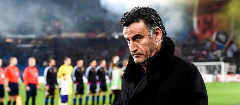 Saint-Etienne's head coach Christophe Galtier before the UEFA Europa League Round of 32 second leg soccer match between FC Basel 1893 and AS Saint-Etienne at the St. Jakob-Park stadium in Basel, Switzerland, 25 February 2016. EPAGIAN (Foto: dpa Bildfunk, picture alliance / dpa | Gian Ehrenzeller)