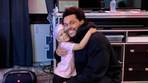 The Weeknd und ein Fan.