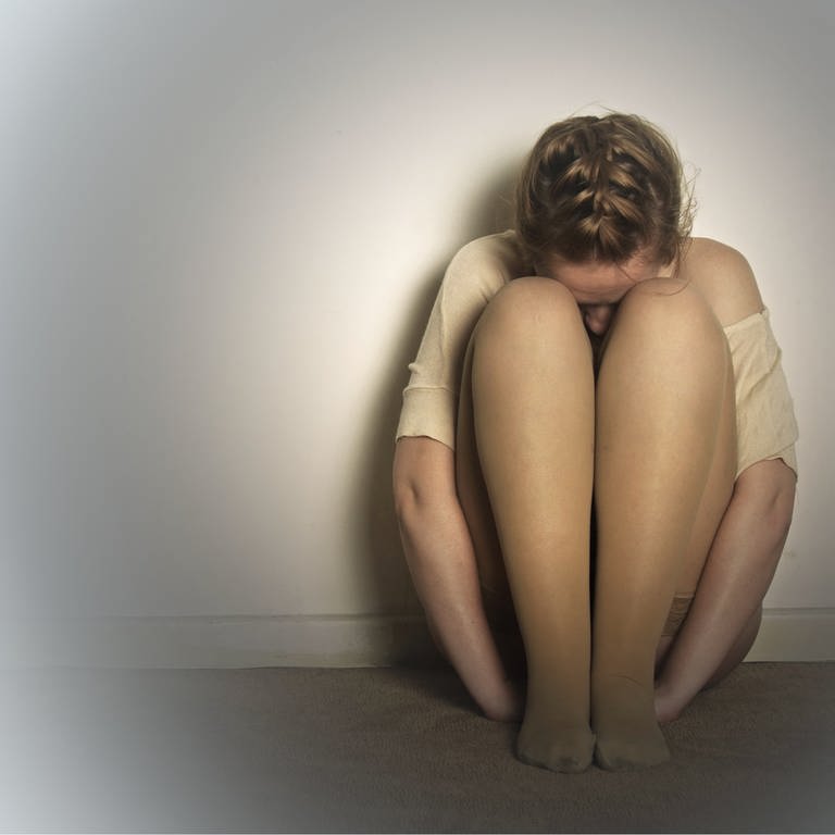 Symbolbild: Mädchen mit Depressionen. (Foto: IMAGO, IMAGO / Panthermedia)