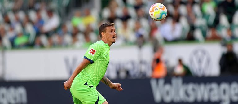 Max Kruse beim Fußball spielen für den VfL Wolfsburg. (Foto: IMAGO, IMAGO / Hübner)