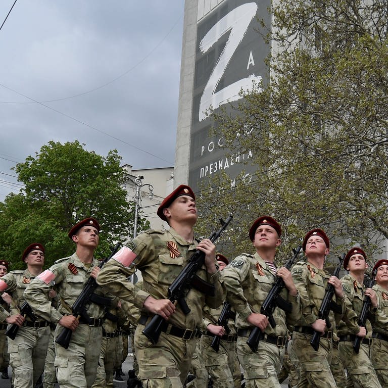 Russland ordnet Teilmobilmachung an und will mehr Soldaten in die Ukraine schicken.  (Foto: dpa Bildfunk, picture alliance/dpa/AP | Uncredited)
