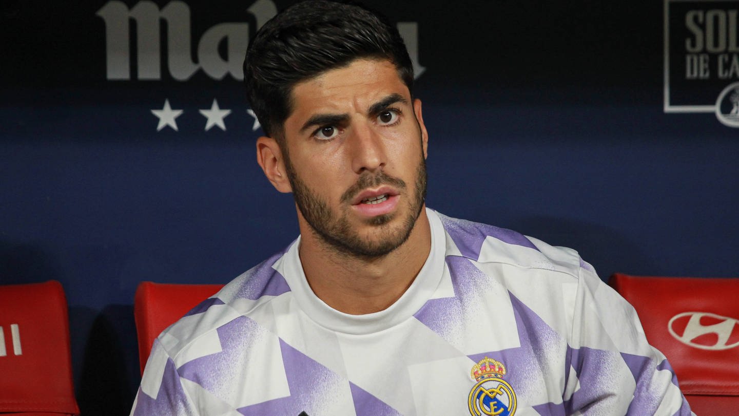 September 18, 2022, MADRID, MADRID, SPAIN: Marco Asensio of Real Madrid looks on during La Liga football match played between Atletico de Madrid and Real Madrid at Civitas Metropolitano on September 18, 2022 in Madrid, Spain. MADRID SPAIN - ZUMAa181 20220918_zaa_a181_254