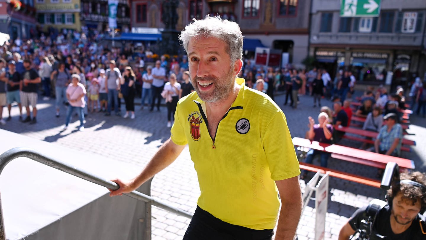 Boris Palmer tritt in Tübingen zur Wahl als Oberbürgermeister an - hier beim Stadtfest auf dem Marktplatz. (Foto: IMAGO, IMAGO / ULMER Pressebildagentur)