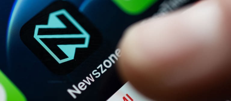 Nachrichten-App für die Generazion Z: NEWSZONE vom SWR  (Foto: dpa Bildfunk, picture alliance/dpa/Deutsche Presse-Agentur GmbH | Marijan Murat)