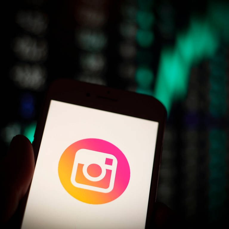 Instagram und Daten (Foto: IMAGO, NurPhoto)