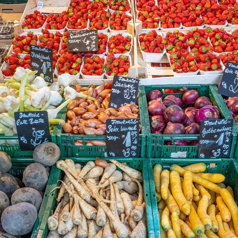 Obst und Gemüse im Supermarkt (Foto: IMAGO, IMAGO / Zoonar)
