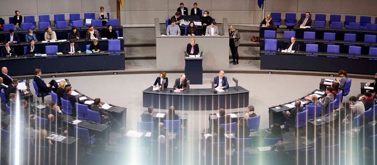Plenarsitzung im Bundestag in Berlin Nancy Faeser (Bundesministerin des Innern und für Heimat, SPD) während der Sitzung des Deutschen Bundestags am 14.12.2022 in Berlin. (Foto: IMAGO, IMAGO / Christian Spicker)
