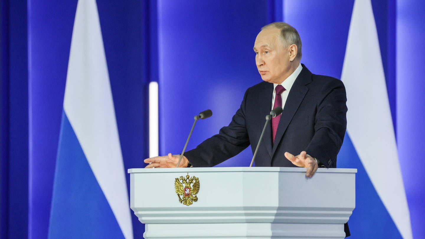 Bild Wladimir Putin bei seiner Rede an die Nation (Foto: IMAGO, IMAGO / ITAR-TASS)