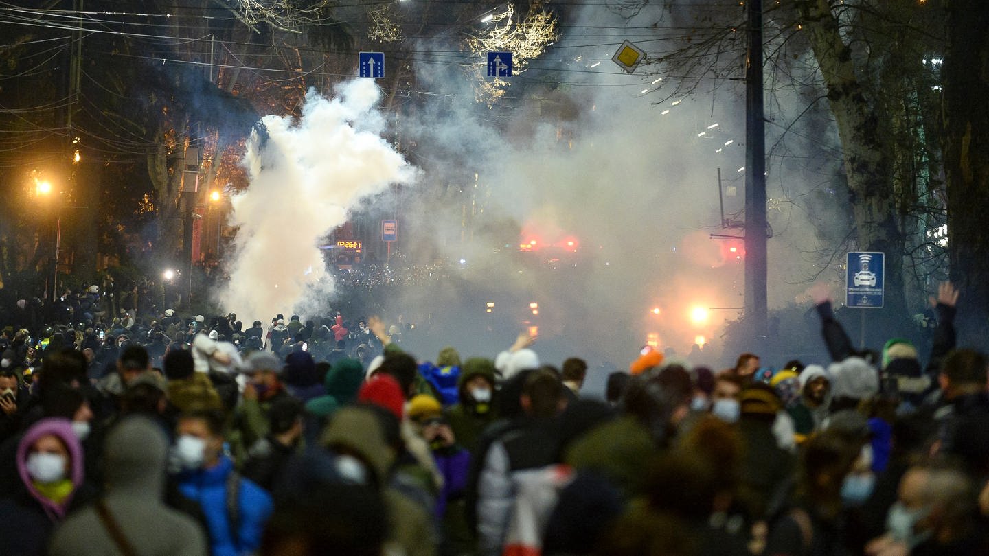 Georgien Proteste (Foto: dpa Bildfunk, picture alliance/dpa/AP | Uncredited)