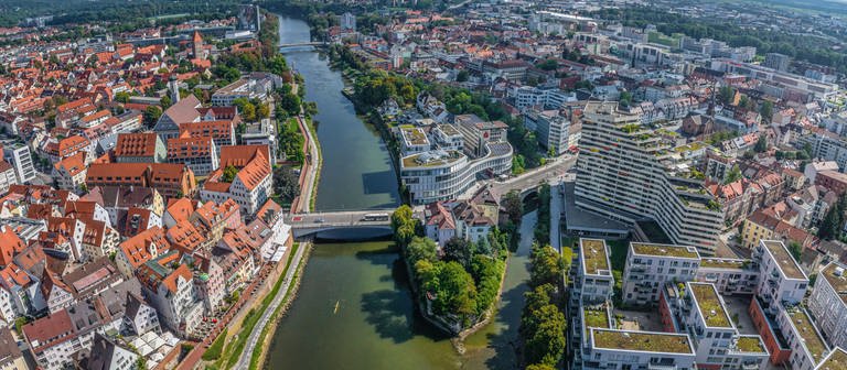 Ausblick auf Neu-Ulm an der Donau (Foto: IMAGO, Alexander Rochau)
