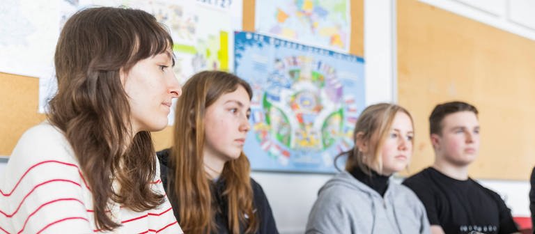 Symbolbild Schule. Bundesarbeitsminister Hubertus Heil fordert einen jährlichen Praxismonat für alle Schülerinnen und Schüler. (Foto: IMAGO, Sylvio Dittrich)