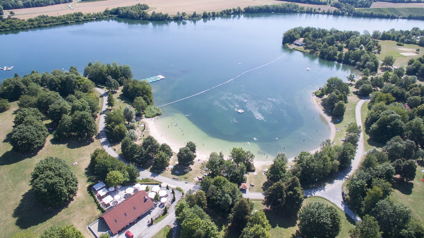 Blick auf den Breitenauer See in Obersulm (Kreis Heilbronn). (Foto: dpa Bildfunk, picture alliance/dpa | Sebastian Gollnow)
