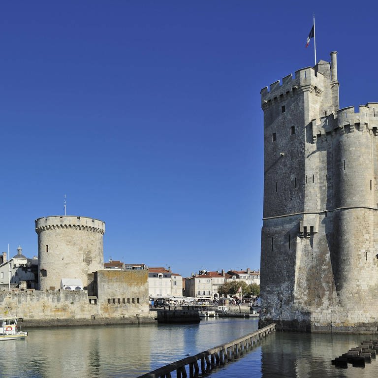 Ein starkes Erdbeben hat den Westen Frankreichs erschüttert. Das Epizentrum lag bei La Rochelle. (Foto: IMAGO, IMAGO / imagebroker)