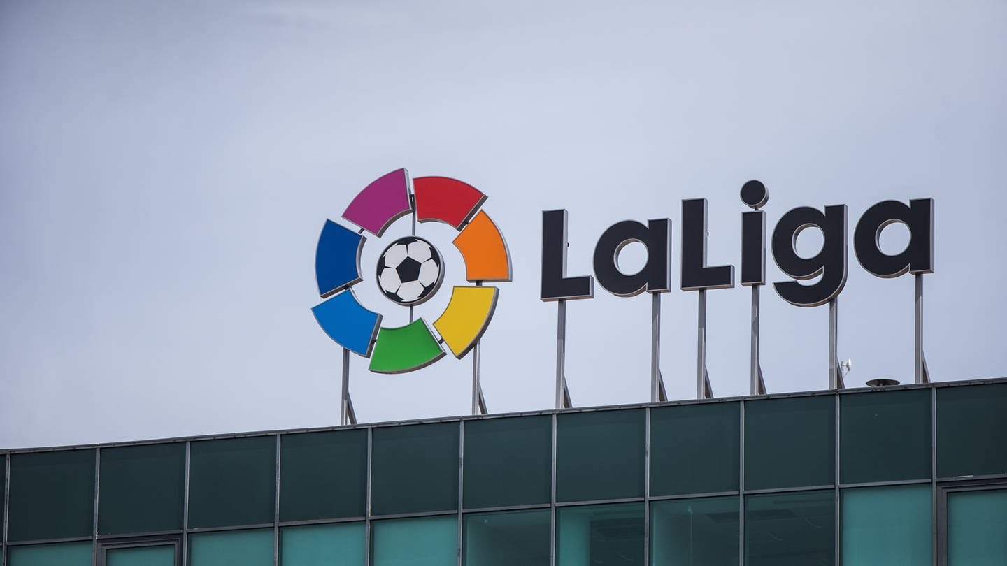 Das Logo der spanischen Fußball-Liga LaLiga. Demnächst soll sich das Logo der ersten und zweiten Liga noch ändern - denn EA hat sich dei Namensrechte gesichert. (Foto: dpa Bildfunk, picture alliance/dpa/Europa Press | Joaquin Corchero)