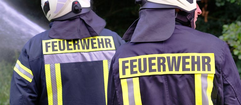 Die Feuerwehr in Deutschland. In vier Regionen in Baden-Württemberg wird die Ehrenamtskarte getestet. (Foto: IMAGO, IMAGO / Martin Wagner)