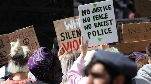 Proteste gegen Rassismus (Foto: picture-alliance / Reportdienste, picture alliance/dpa/PA Wire | Jonathan Brady)