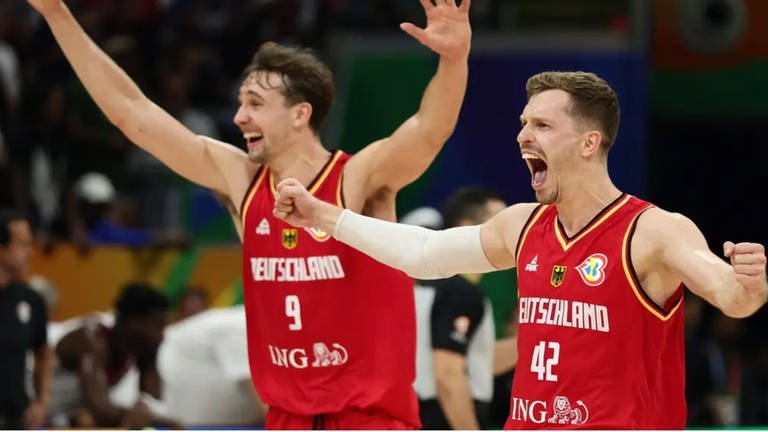 Andreas Obst und Franz Wagner (Foto: Reuters, REUTERS)