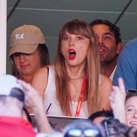 Taylor Swift sieht sich ein Spiel der Kanas City Chiefs an. (Foto: IMAGO, IMAGO / USA TODAY Network)