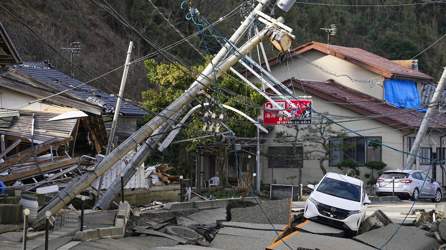 Symbolbild: Zerstörung nach dem Erdbeben. Die Präfektur Ishikawa wurde am Neujahrstag von einem Erdbeben der Stärke 7,6 getroffen. Seit de m ist die Region von mehr als 150 Nachbeben erschüttert worden. (Foto: dpa Bildfunk, picture alliance/dpa/Kyodo News | Uncredited)