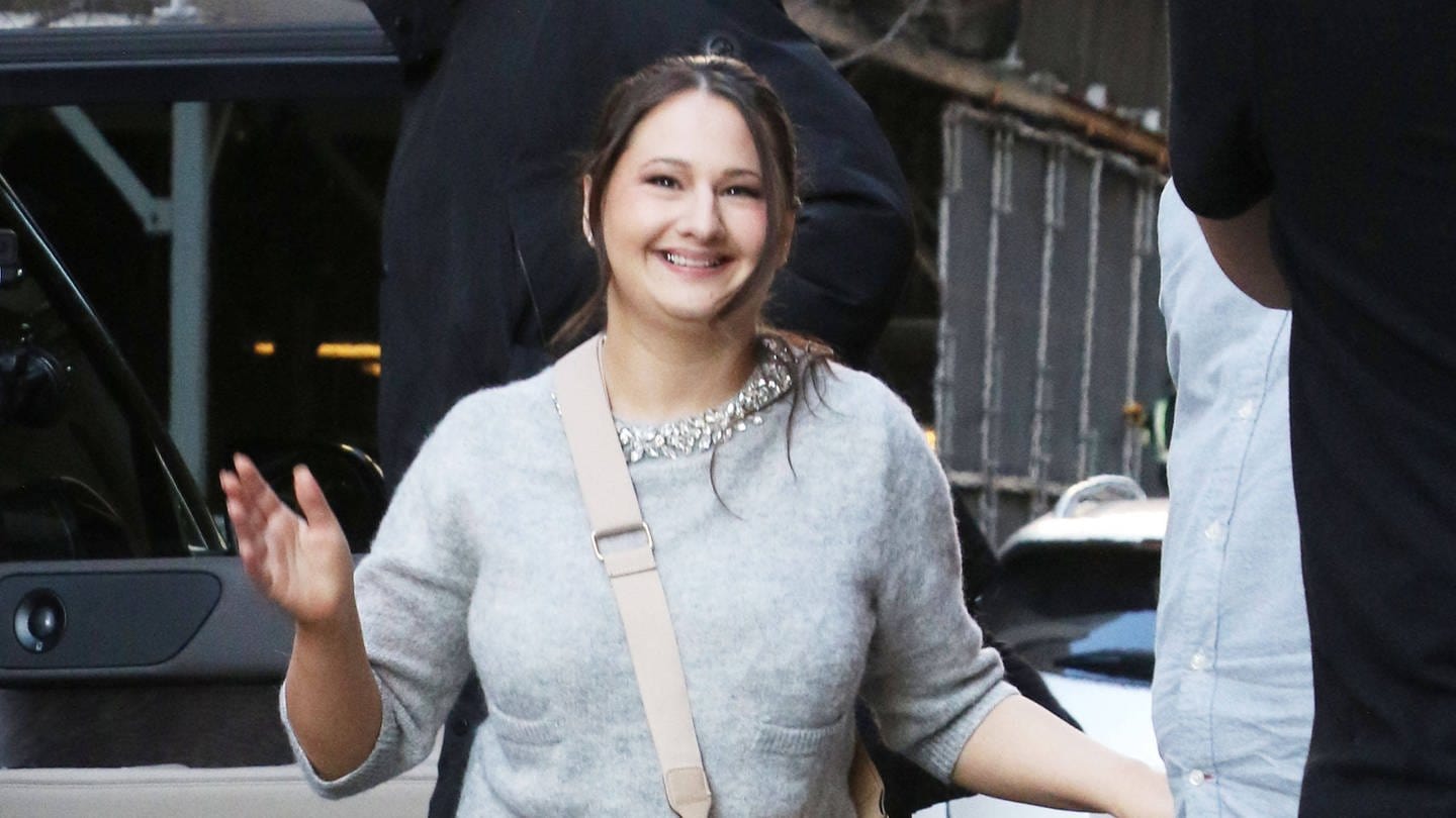 Recently released Gypsy Rose Blanchard and her husband Ryan Anderson arrive at The View studios in New York Featuring: Gypsy Rose Blanchard Where: New York, United States When: 05 Jan 2024 (Foto: IMAGO, IMAGO / Cover-Images)