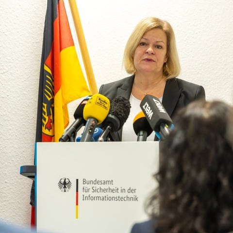 Bundesinnenministerin Nancy Faeser hat neue Maßnahmen gegen Rechtsextremismus vorgestellt. (Foto: IMAGO, IMAGO / Klaus W. Schmidt)