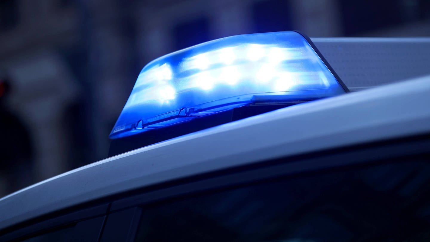 IMAGO / Maximilian Koch (Foto: IMAGO, Laut Polizei soll es am Fasnachtssamstag in Speyer einen sexuellen Übergriff gegen eine 15-Jährige gegeben haben.)