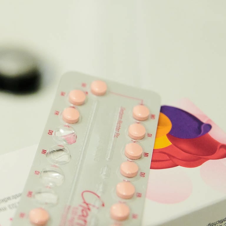 Kanadas Regierung will Verhütungsmittel für Frauen wie die Pille kostenlos machen (Foto: dpa Bildfunk, picture alliance/dpa | Annette Riedl)