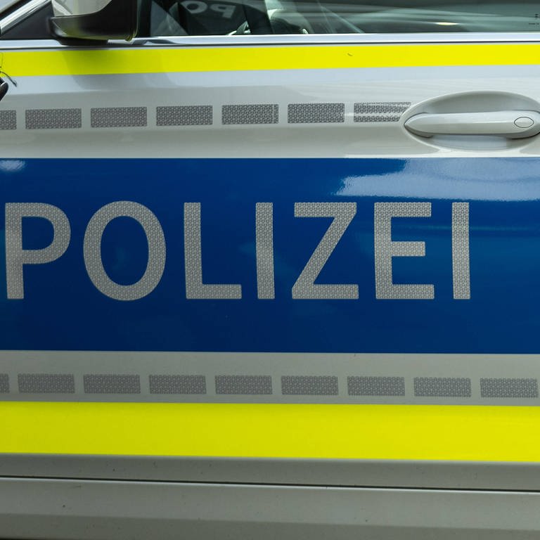 Symbolbild: Ein Polizeiwagen.