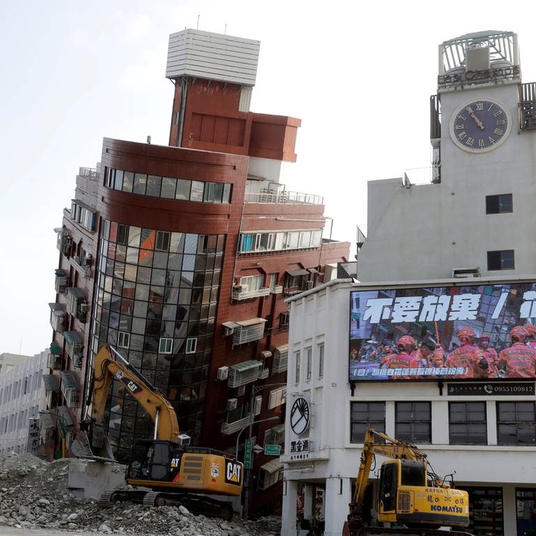 Taiwans stärkstes Erdbeben seit einem Vierteljahrhundert erschütterte die Insel. (Foto: dpa Bildfunk, picture alliance/dpa/AP | Chiang Ying-ying)