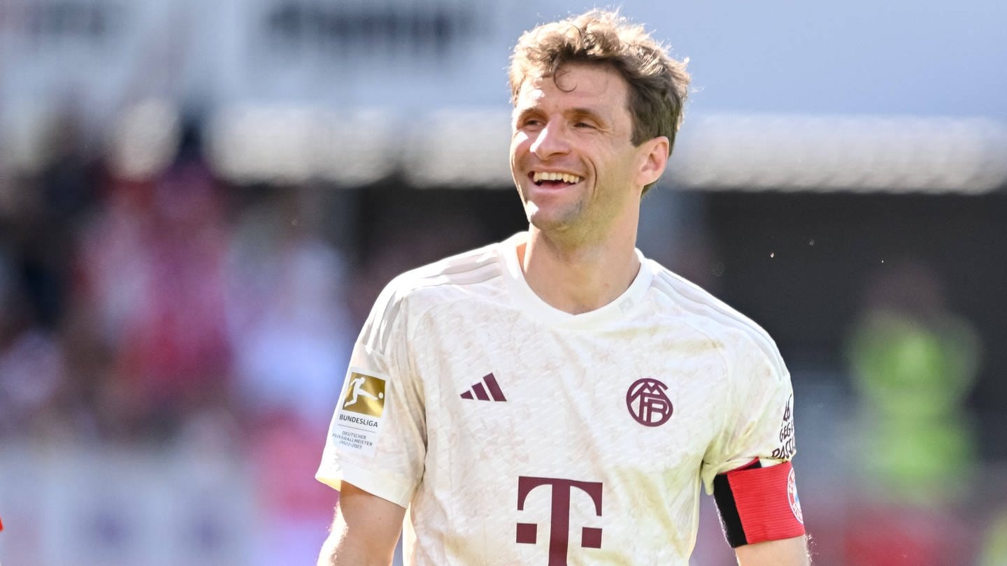 Die Bayern-Journey von Thomas Müller begann vor über 15 Jahren. Nach 700 Pflichtspielen wackelt der Rekord von Sepp Maier. (Foto: IMAGO, IMAGO / Langer)