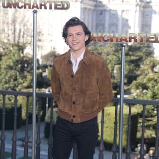 Tom Holland, Schauspieler aus Großbritannien, nimmt an einem Fototermin bei der Präsentation des Films «Uncharted» in Madrid teil. In der Verfilmung der «Uncharted»-Videospielreihe spielt Holland die Hauptrolle des jungen Nathan Drake.
