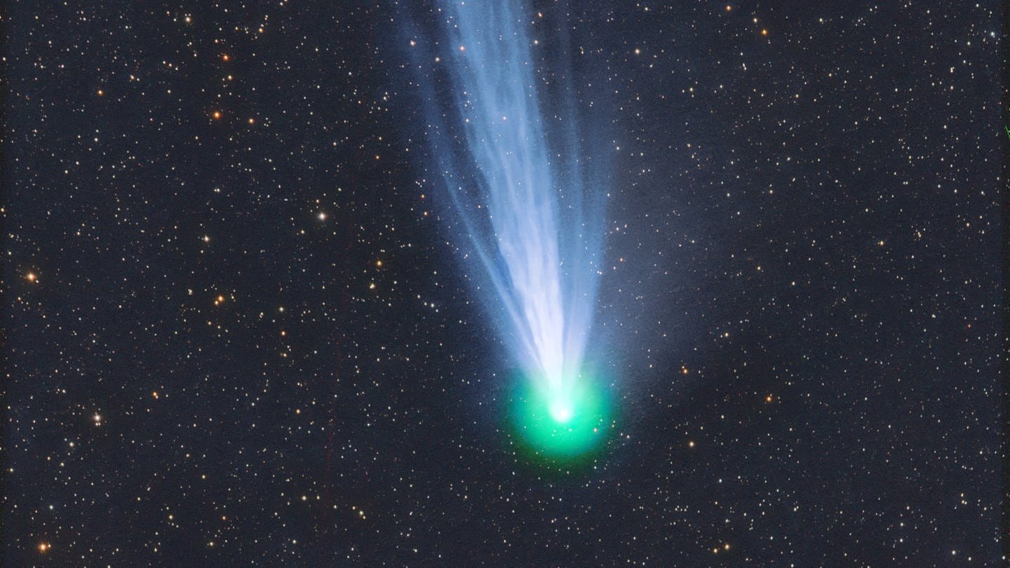 Das Foto zeigt den Komet 12P/Pons-Brooks, aufgenommen am Astronomischen Zentrum Martinsberg. (Foto: dpa Bildfunk, picture alliance/dpa/AZM | Michael Jäger)
