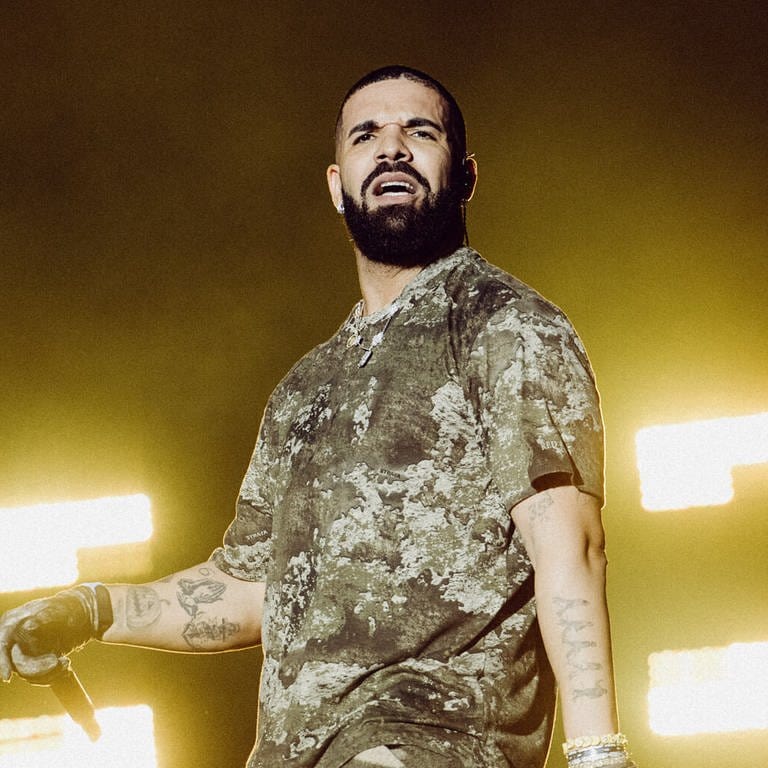 Rapper Drake bei einem Konzert.