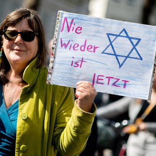 In Deutschland gibt es deutlich mehr Straftaten im Zusammenhang mit Antisemitismus und Islamfeindlichkeit. (Foto: dpa Bildfunk, picture alliance/dpa | Hauke-Christian Dittrich)