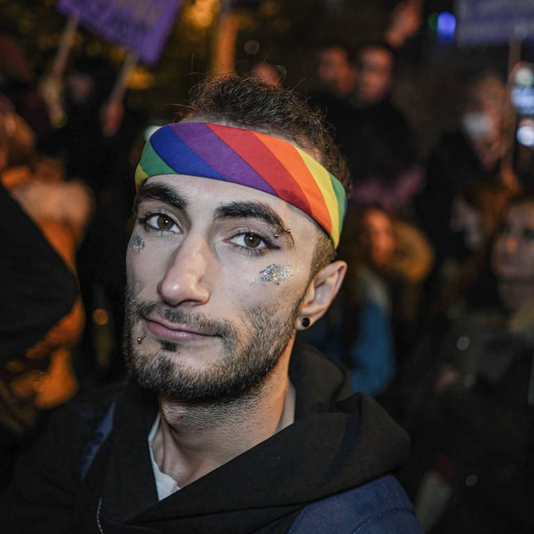 Die Unterdrückung der LGBTQIA-Community könnte bei einer Wiederwahl Erdogans noch schlimmer werden. (Foto: IMAGO, IMAGO / ZUMA Wire)