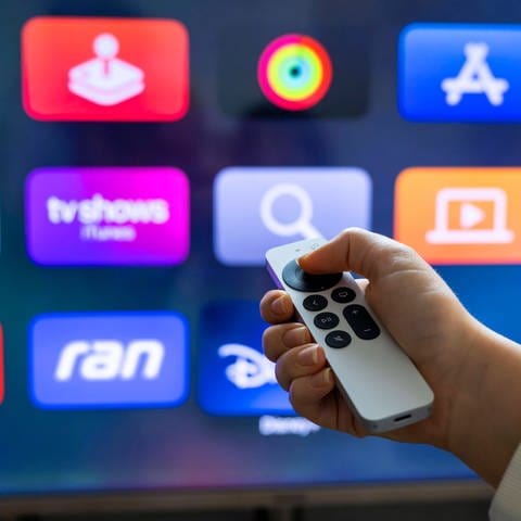 Streamingdienste: Disney Plus und weitere Apps auf dem Ferseher mittels Apple-TV.