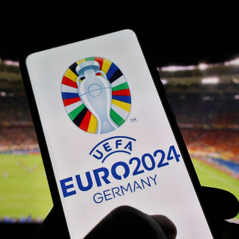 EM 2024 Europameisterschaften Fußball Deutschland Ticket Ticketverkauf Bots Schwarzmarkt Millionen Anfragen